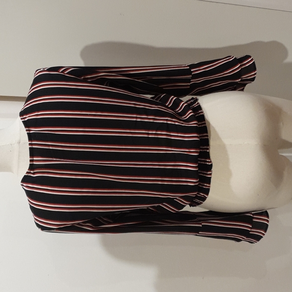 H and M Black Red White Stripes long Flared Sleeve Top Size US 4 - Picture 9 of 12